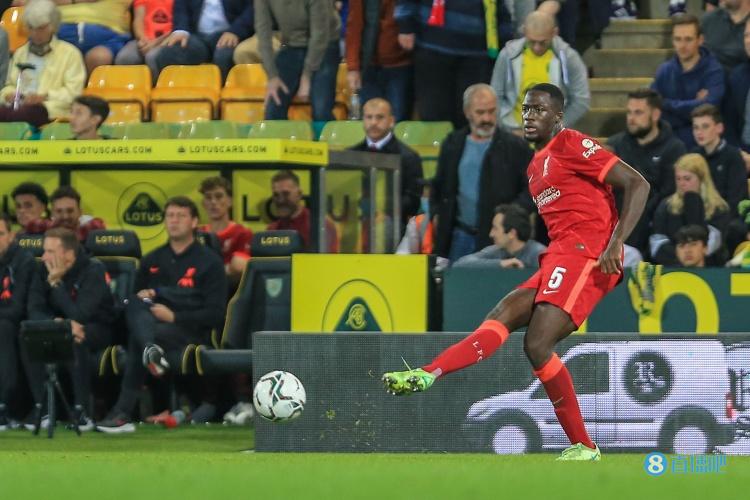 科纳特：不会说我期待更多首发，在这个位置上俱乐部竞争非常激烈