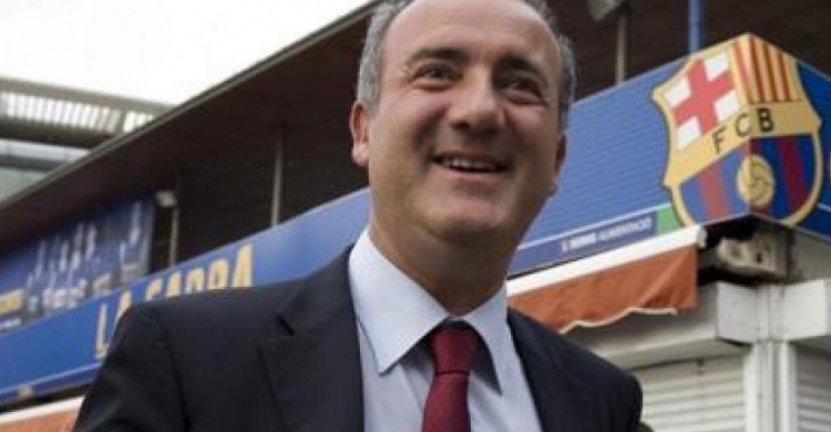 世体：巴萨基金会副主席在社媒批评纳达尔，迫于压力宣布辞职