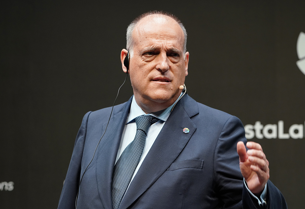 特巴斯谈弗兰基-德容情况:球员不能被俱乐部施压或强迫