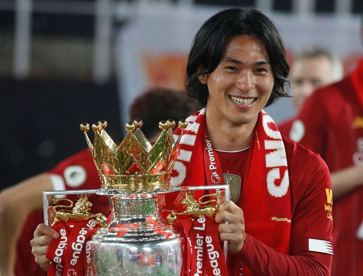 哈森许特尔：南野拓实的适应能力很强，看好他成为出色的十号球员