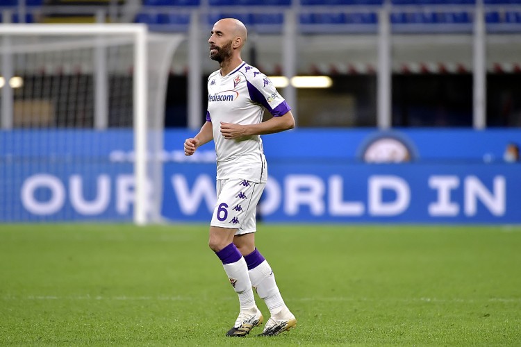 巴莱罗:今天凯西踢前腰的发挥能和当初的凯文-博阿滕相提并论