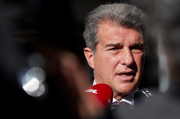 拉波尔塔:费兰-托雷斯在关注名单中 我们已提出CVC替代方案