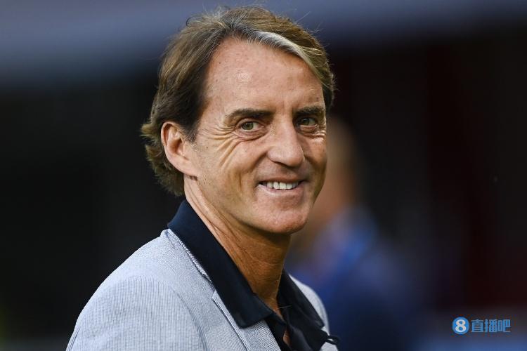 曼奇尼:征召巴洛特利不是赌博 扎尼奥洛踢攻击型中场更有威胁