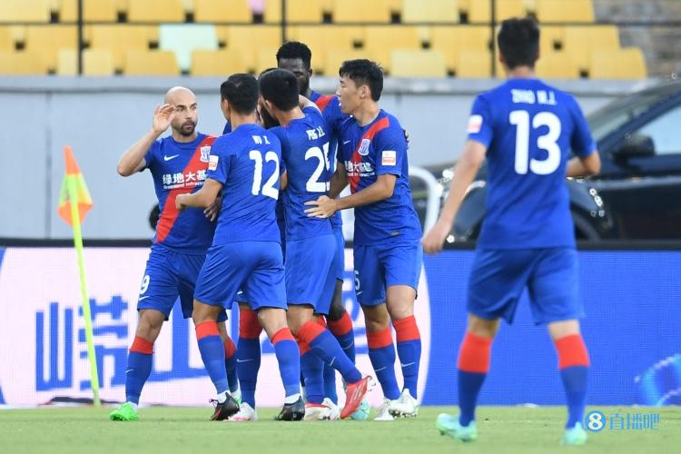 足球报:新赛季申花直面4大难题,吴金贵大概率接手球队