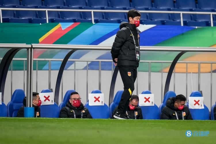 渝媒：中沙战前段子手正摩拳擦掌，求国足要点脸别再贡献新段子