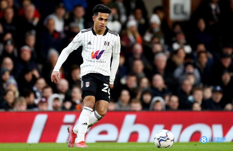 罗马诺:利物浦仍推动签法比奥-卡瓦略,本周会与富勒姆继续谈