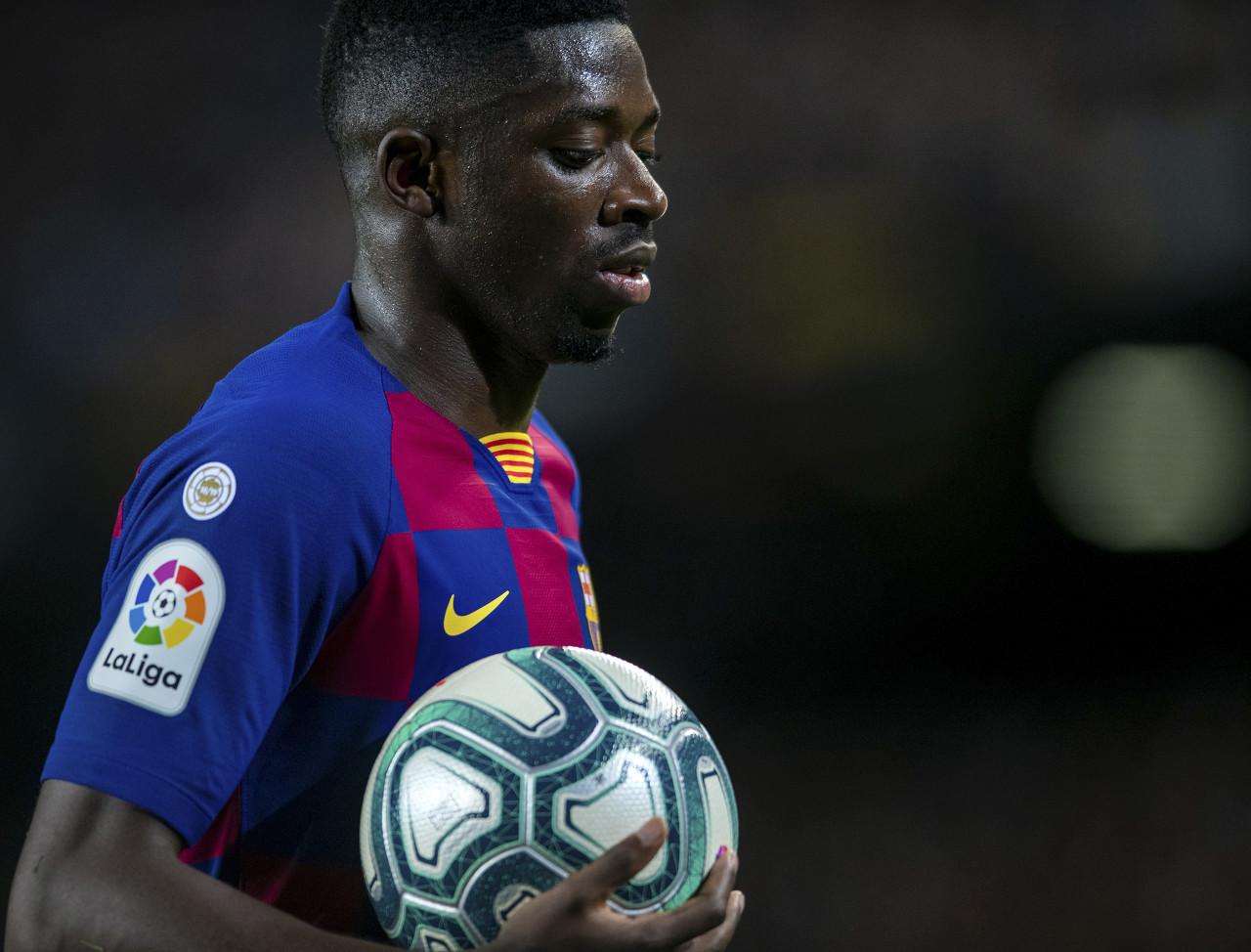 体图:若明夏前无法完成续约,拜仁可能引进登贝莱代替科曼